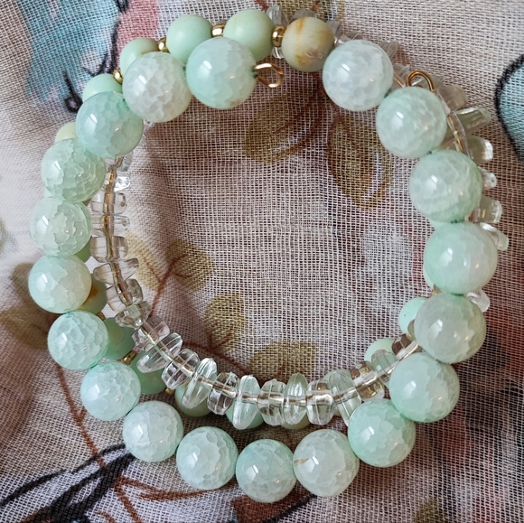 Talbot's Beaded Stone and Plastic Memory Wire Mint Green Mottled Clear NWOT - Picture 7 of 11